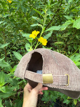 Load image into Gallery viewer, Cord Skink Hat