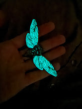 Load image into Gallery viewer, Limited Edition Cicada Pin